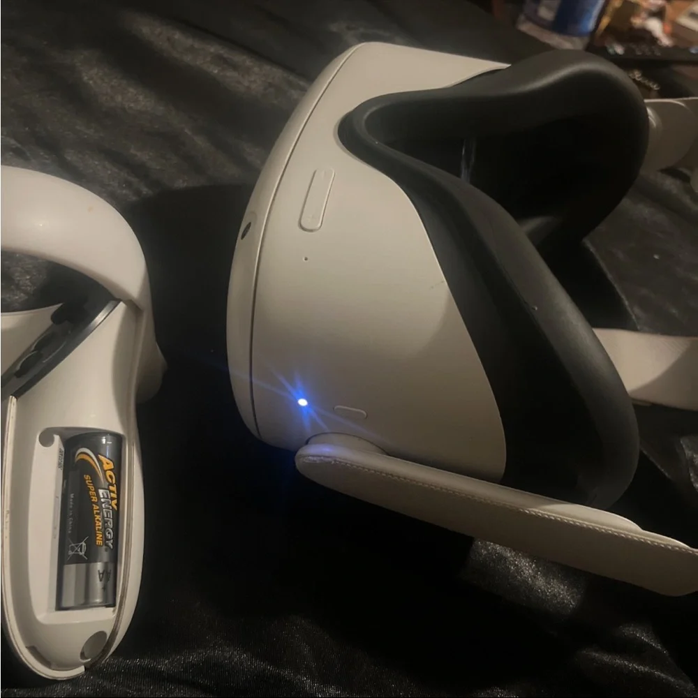 Oculus quest 2. I bought this 1 year ago and only used it 5 times.
